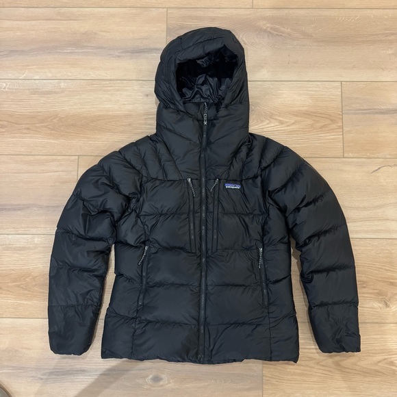 Patagonia Women's Fitz Roy Down Hoodie Jacket - Picture 3 of 6